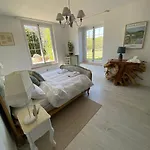 La Fermette Aux Canards Holiday home Savigny-Levescault