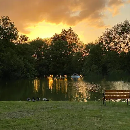 La Fermette Aux Canards Holiday home Savigny-Levescault